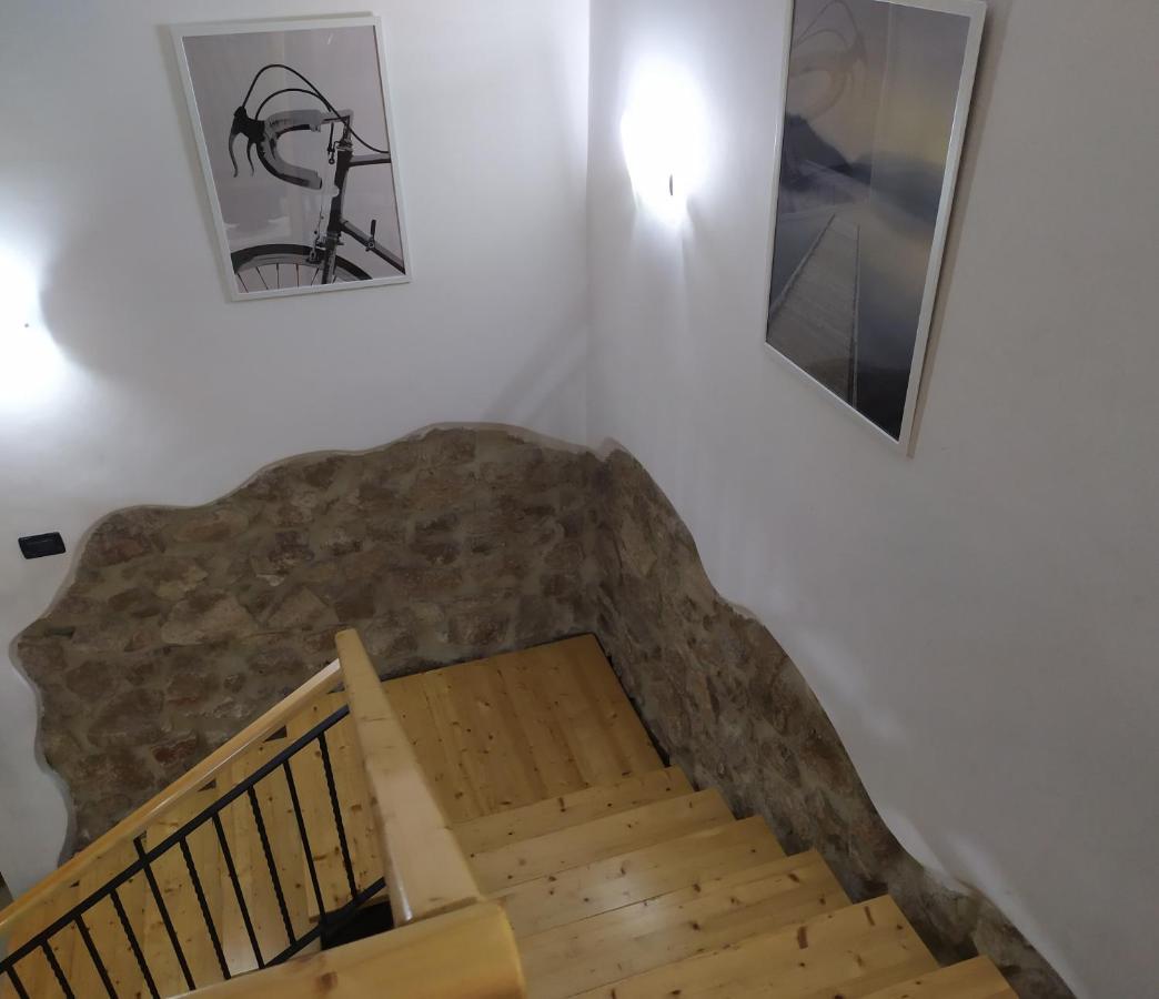 Casa Flora Fondi Centro Storico Daire Dış mekan fotoğraf